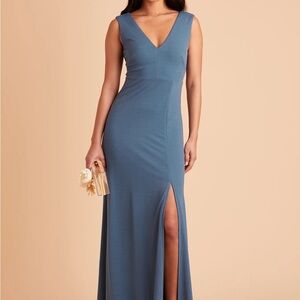 Chic Sleeveless Maxi Dress in Blue
